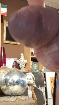 Monster Pole Et Boules De Taureau