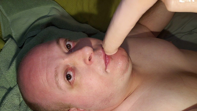 Charlieboy69: Garganta profunda 2 enorme consolo