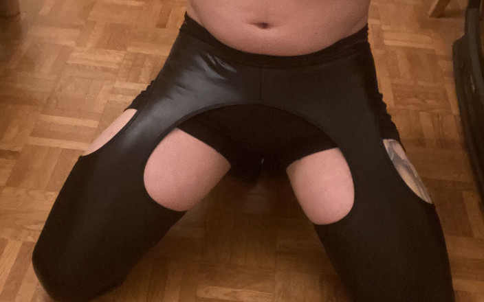 darcknight84: Anal nöje med dildo och plug