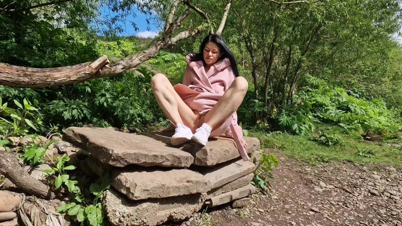 Nicky Brill: Open Legs Outdoors and Pissing
