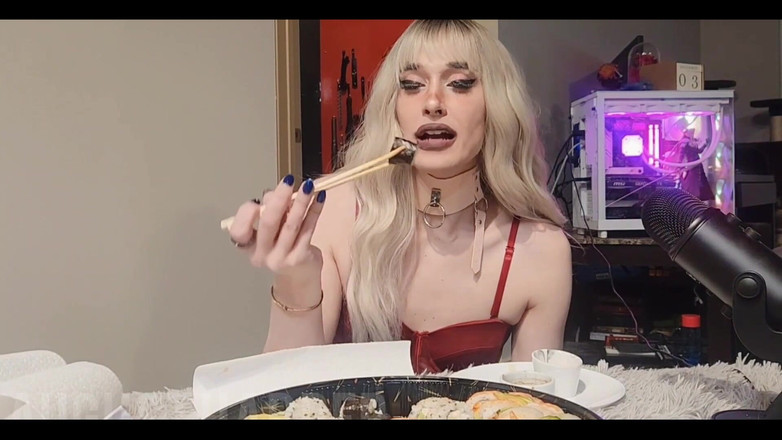 August Harper: 3594304869.mp4