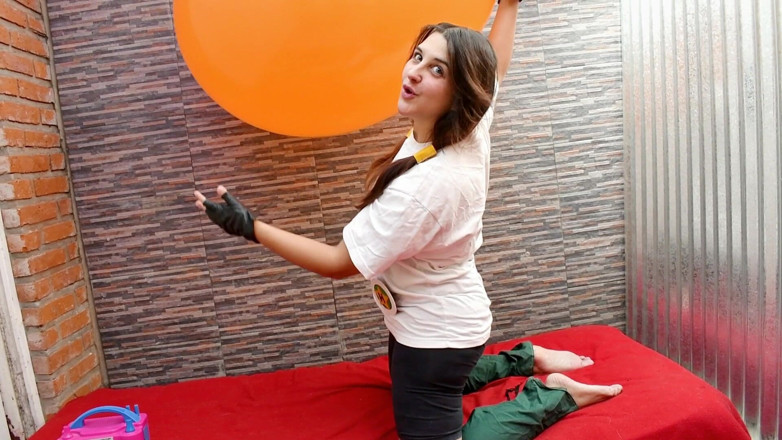 melu_world: Videl From Dbz Blow and Ride a 36inch Big Balloon - Bunny...
