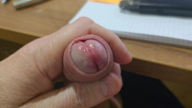 Jordance: Frumos handjob de aproape și casting frumos de spermă