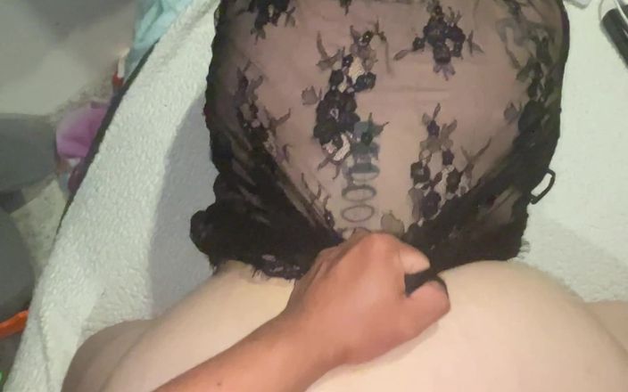 Sierra Latcum: Latina PAWG reitet seinen schwanz