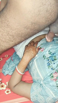 Hintli kadın eski erkek arkadaşıyla seks yapıyor