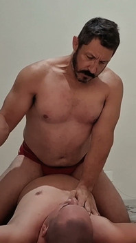 Desafío De Fuerza Del Brazo - Lucha Libre Gouine Vs Puñetazo