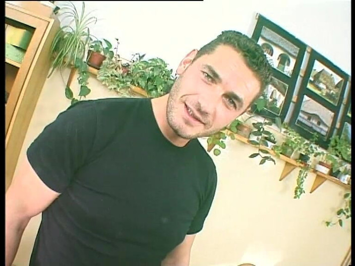 Vintage Movies XXX Best of: Blonďatá studentka tvrdě ošukaná nohama učitelem