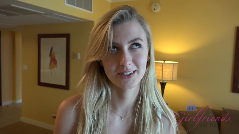 ATK Fans (Girlfriends): Vacances virtuelles à Hawaï avec l'incroyable blonde Alexa Grace, 4/7