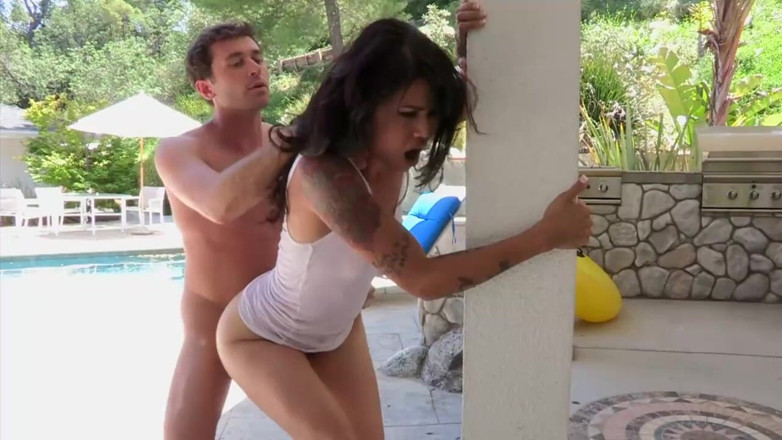 Real Home Made: Crazy anal punishment for a lustful Asian