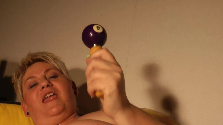 Anna Devot: Annadevot - BBW on a stick