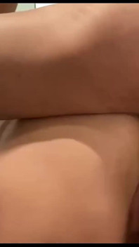 Madastra Pega No Flagra Seu Enteado Se Masturbando Na Sala, a Safada Nao Resiste E O Ajuda Na Punheta