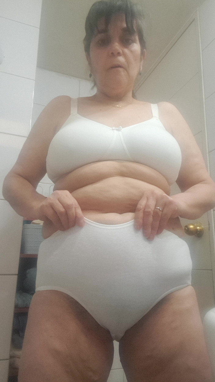 Mommy big hairy pussy: 加尺码继母内衣