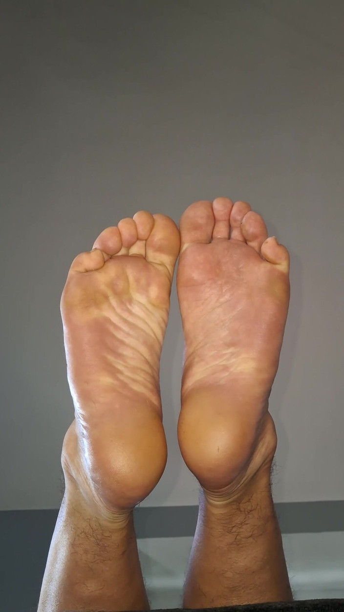 Midsouth Foot Fetish: Wie lange würdest du durchhalten mit meinen sohlen im gesicht...