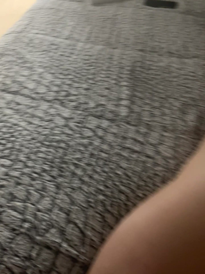 Zman: Heiße junge MILF bekommt es in den arsch