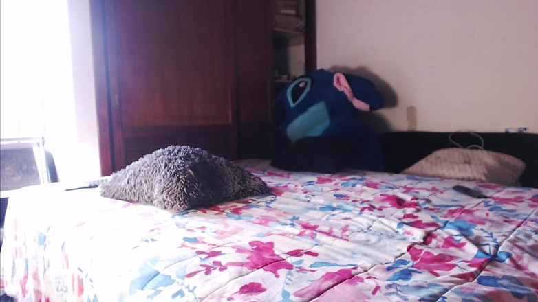 Icyhot707: Homem com lenseria nua e mostra seu pau femboyre em...