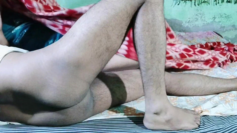 NituRandi94: Hintli ateşli anne domaltmalı seks videosu Hintçe ses