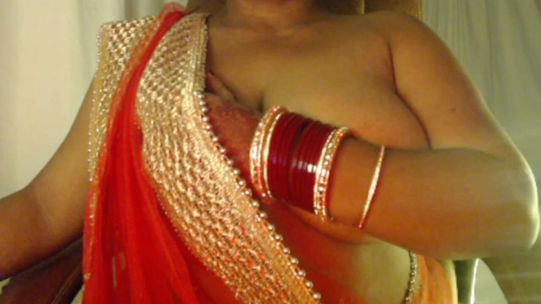 HotGirl21: 핫한 섹시한 누드 쇼와 핫한 거유 젖꼭지.