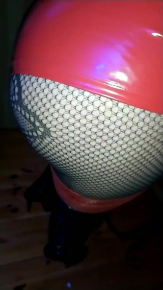 KatrixandCaliforniaLatex: 愛人Katrixお尻崇拝ポーズ