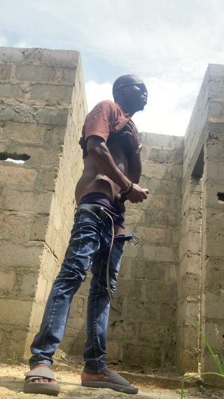 Dickass3x: Nhanh chóng trong một tòa nhà không thể hoàn thành...