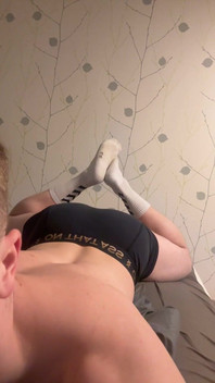 Feet and Hot Young Boy Ass