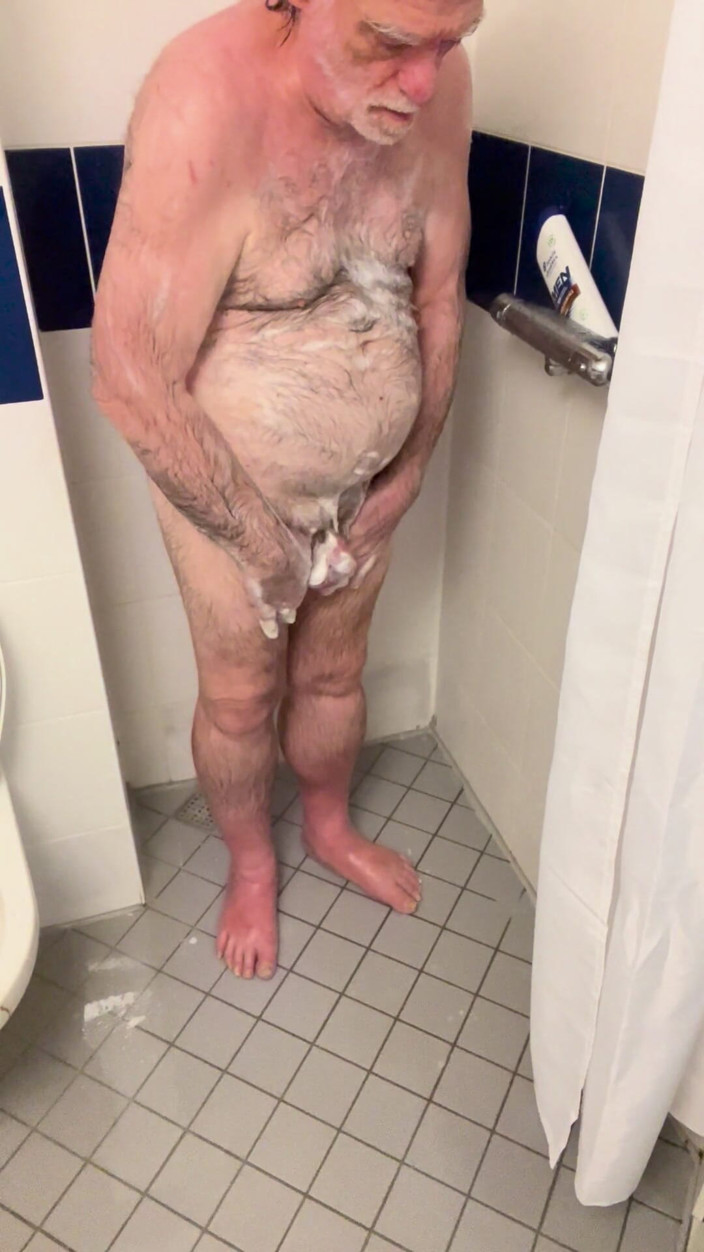 Coach Karl dude lodge: In de douche met Coach Karl 6765