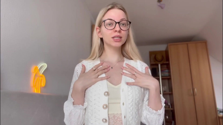 Goddess_Bella_Rae: The Giantess Fetish