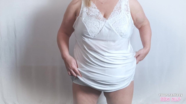 BBW_Wife: gros cul rond dans une grosse culotte - voyez ce que...