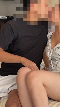 Tam video genç üniversite kızı gerçek ev yapımı videoyla seks yapmak için buluşmayı kabul ediyor