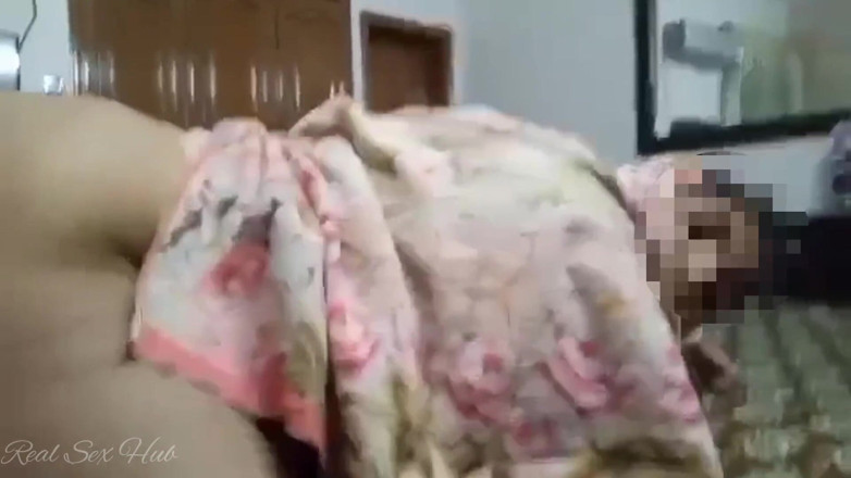 Real sex hub: Indian Shop Maid Cheating Doggy Anal Sex with Owner in...