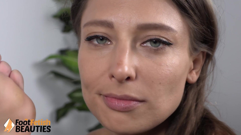 Foot Fetish HD: Naughty Babe Talia Mint Enjoy Licking Gaia's Feet and Round...