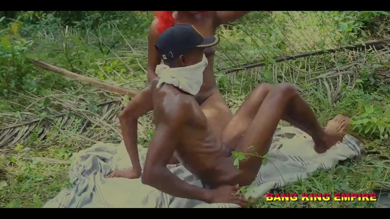 naughty latina: 아침부터 여기 따먹어 - 미시 흑인 대물 자지