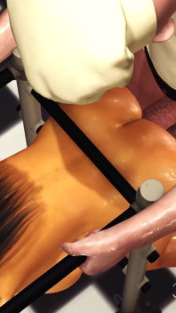 Un chef déjanté baise une brune sexy menottée avec de nombreux seins en prison