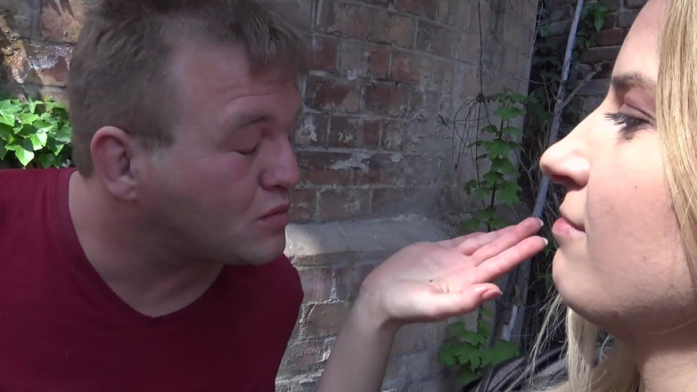 Nikky Thorne: Hot Ladies Amy and Nikki Punising Their Slave