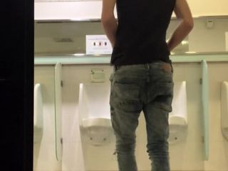 monstromineiro: Wichsen in der öffentlichen toilette