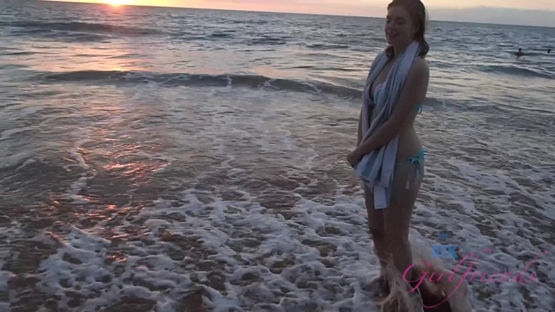 ATK Fans (Girlfriends): Virtueller urlaub mit Dolly Leigh teil 8
