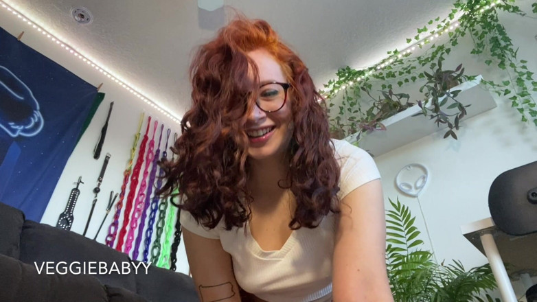Veggiebabyy: Vysokoškolačka POV masáž prostaty JOI