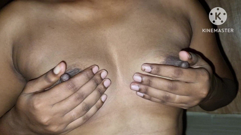 Kanna studio: 甘いマンコとおっぱいで自分を誘惑するインドのかわいい赤ちゃん