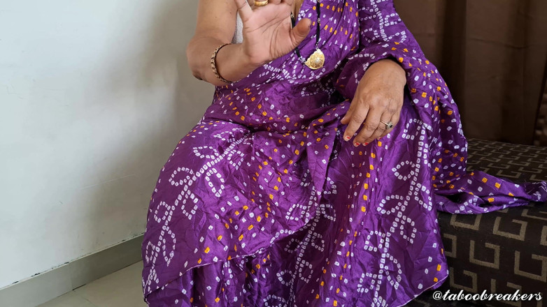 TABOOBREAKERS: Purple Saree Love the Gujrati Bhabhi Feeling
