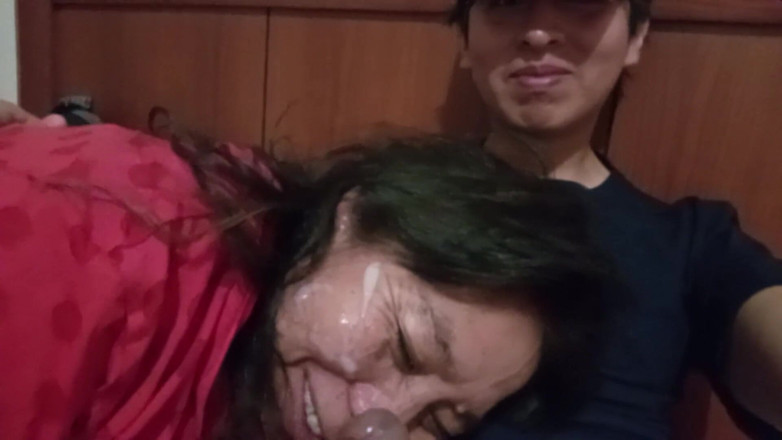Moo DBOXXX: Kristen dewasa berbuat dosa, dia kecanduan padaku