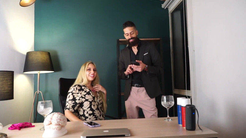 Cipriani: Sussy Love zeigt uns, wie sie ihren ersten sex-podcast macht....