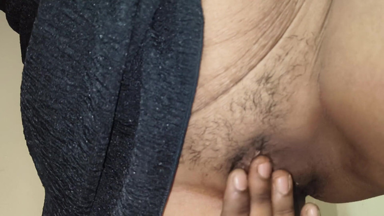 CloudyPush59: 黒いドレスを着たテルグ語アヌおばさん、次のレベルのセックス