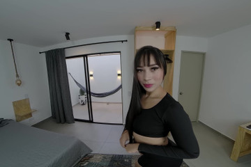 VR Latina: How I Like It