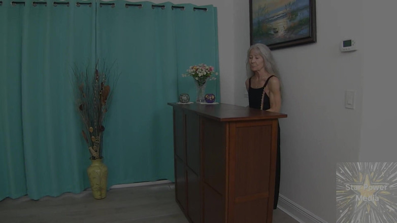 Savvy G: Savvy G Pounds Leilani Lei Dalam Ciri Berganda: Hos Hotel...