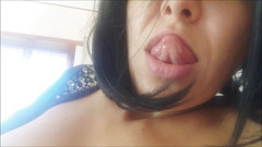 savannahamatoriale: The horny girl enjoys and moans like a kitten