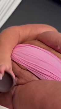 Hello Pussy Fat MILF Stuffs Wet Holes