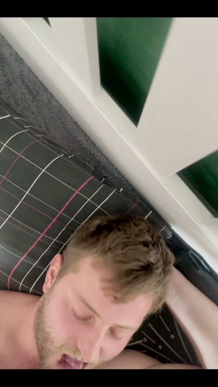 GlennandSonny: Morning Suck and Facial
