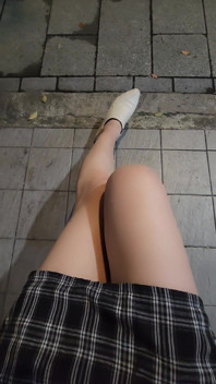 It's so Hot, I Shouldn't Wear Underwear.