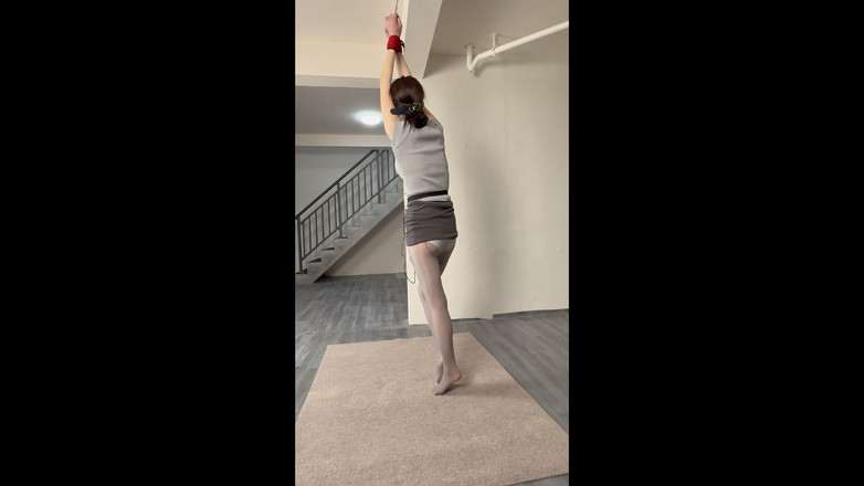 Yanmou: Ol - tampon de picioare gri gros agățat + Șoc electric + biciuire