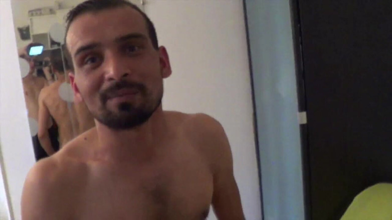 Raw French Bad boys: Kosmon šuká bez sedla hetero arabem