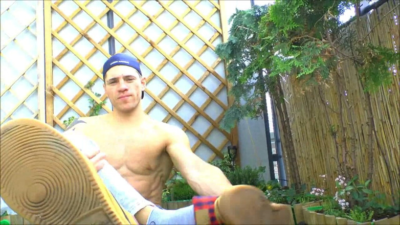 Czech male foot: Cupak ชายคนสวยเปิดโปงระเบียงโชว์ฝ่าเท้าไร้ที่ติของเขาเอาท์ดอร์